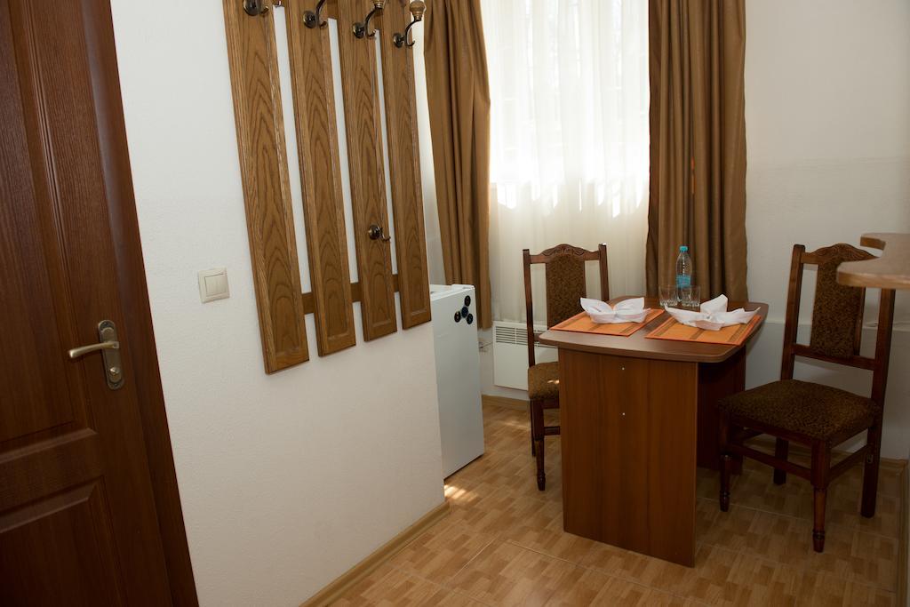 Hotel Acorn Ирпень Номер фото